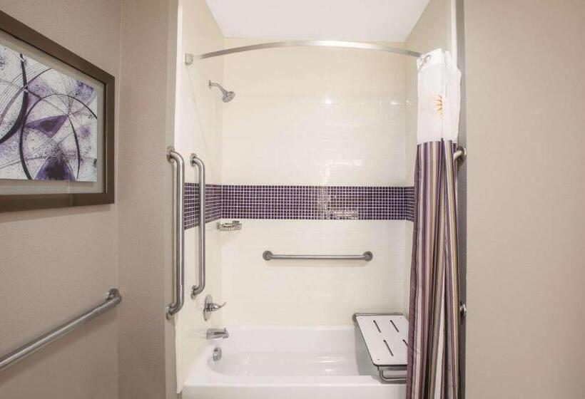 장애인을 위한 킹사이즈 침대 스탠다드 룸, La Quinta By Wyndham Kingsville