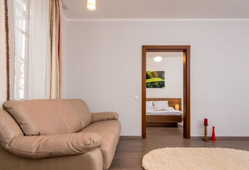 آپارتمان لوکس 1 خوابه, Casa Nicolae Luxury Suites