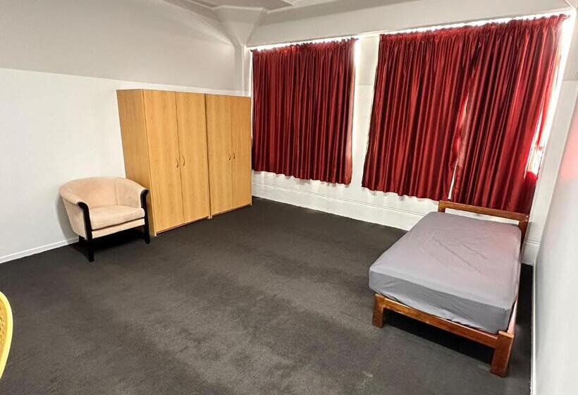 스탠다드 룸 공동 욕실, Hamilton City Inn