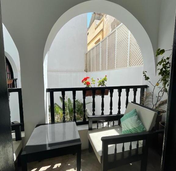 Номер Стандарт, Riad Dar Awil
