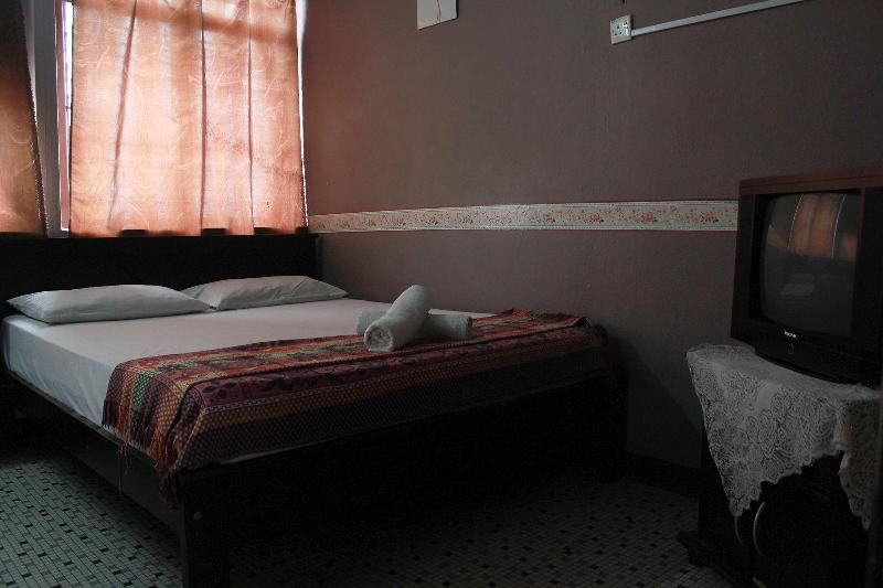 Четырехместный Номер Deluxe, Sun Golden Inn