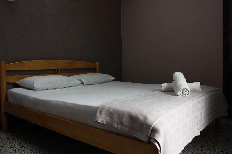 Трехместный Номер Deluxe, Sun Golden Inn