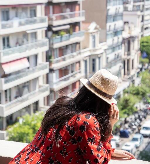 غرفة عائلية, The Modernist Thessaloniki
