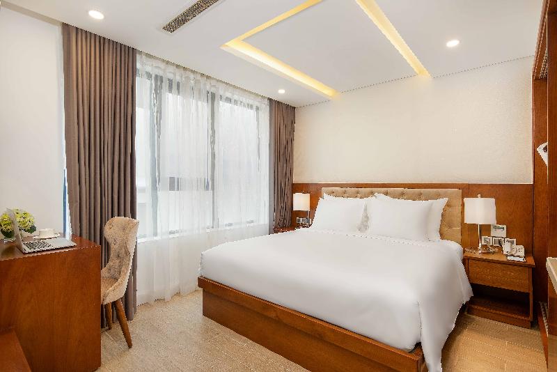 2 Bedroom Apartment, Paris Deli Danang Beach