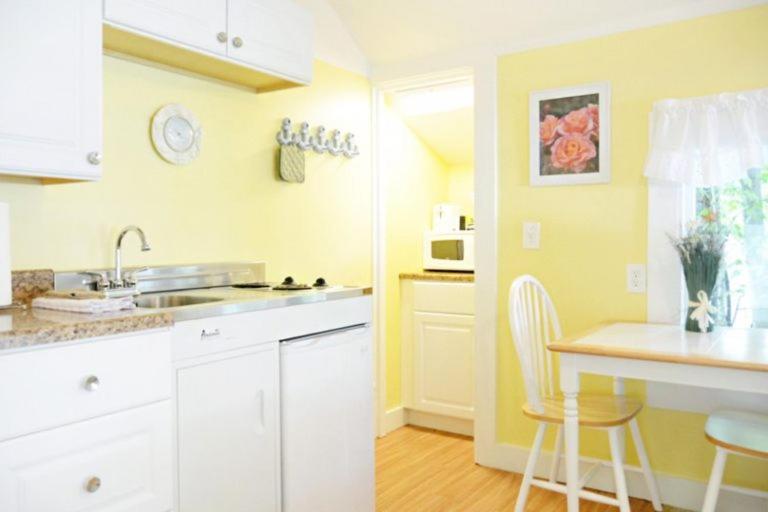 Студия Deluxe, 2 River Road Inn Cottages
