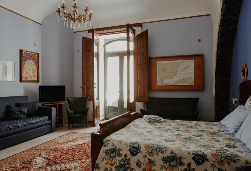 Четырехместный Номер Стандарт, La Baronessa B&b