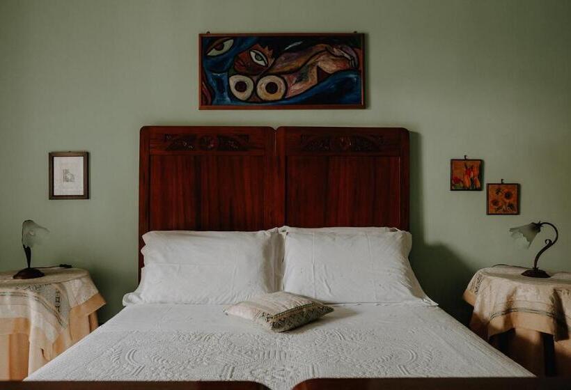 Номер Стандарт Трехместный, La Baronessa B&b