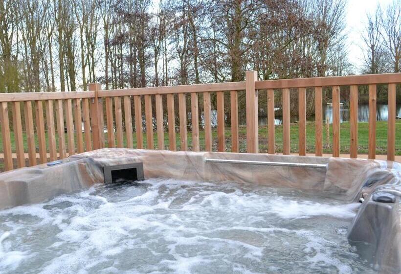침실 1개 디럭스 아파트, The Chiltern Lodges At Upper Farm Henton