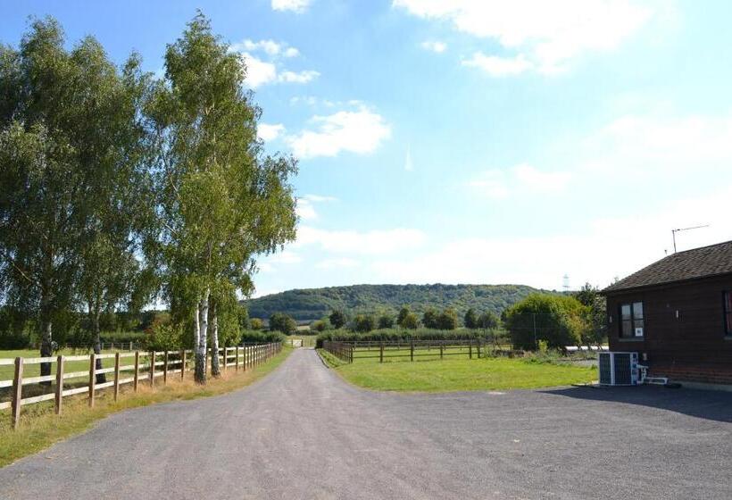 샬레, The Chiltern Lodges At Upper Farm Henton