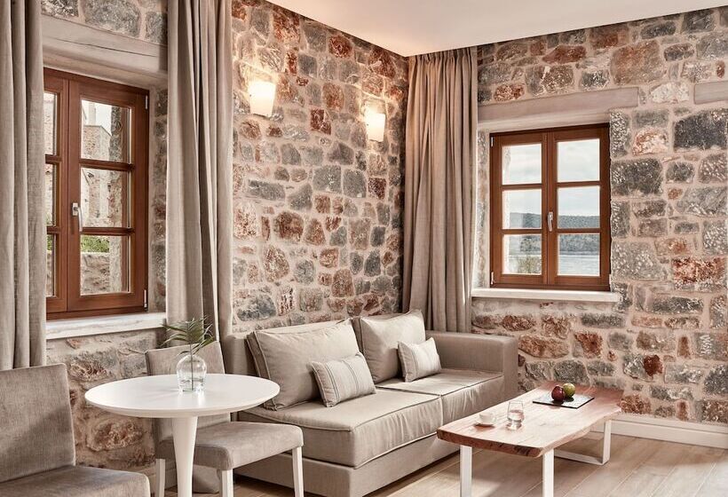 Люкс с Видом, 100 Rizes Seaside Resort  Small Luxury Hotels Of The World