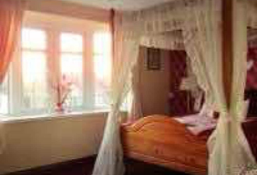 اتاق استاندارد, The Sunningdale
