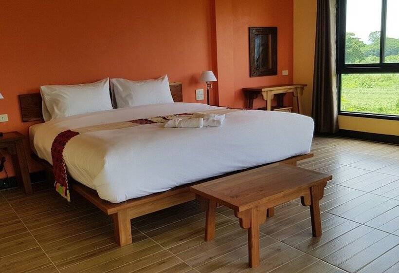 Номер Deluxe Кровать Кинг, Baan Sakuna