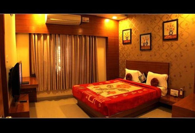 Superior Room, Shri Khedapati International