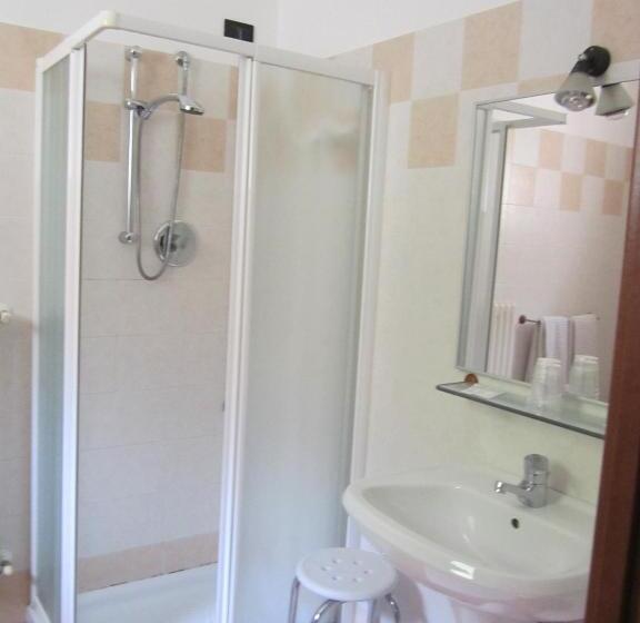 اتاق استاندارد سه نفره, Agriturismo Il Lago