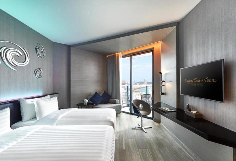 Номер Superior Вид на Море, Grande Centre Point Pattaya