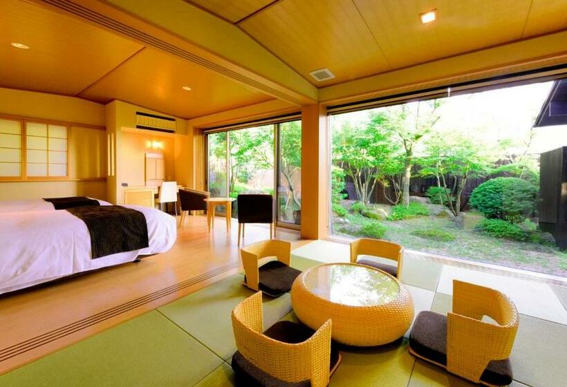 Quarto Estandar, Okuyado Buaiso