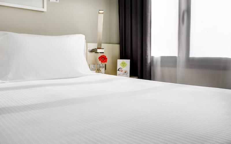 장애인을 위한 스위트, Holiday Inn Express   Alliance, An Ihg
