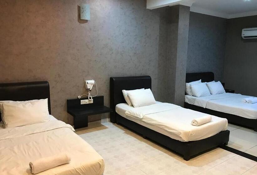 Family Suite, Homestay Muar