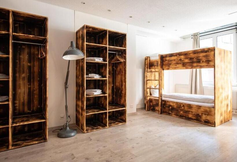 Кровать в Общей Комнате, Kursaal Arosa   Adults Only