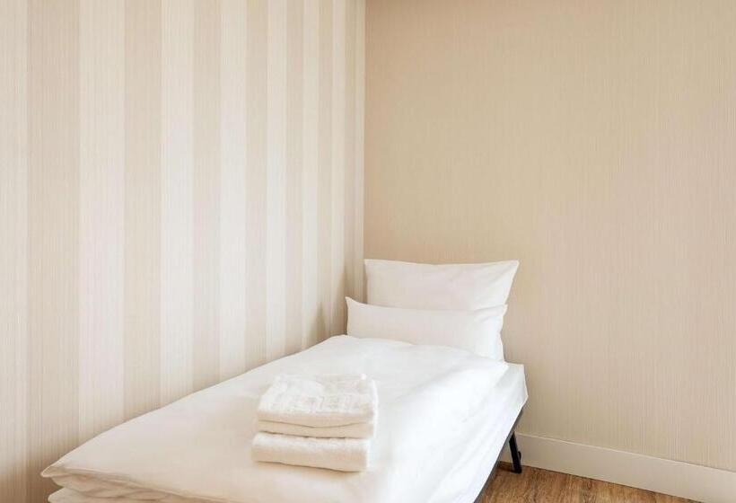 سوییت جونیور, NH Mannheim