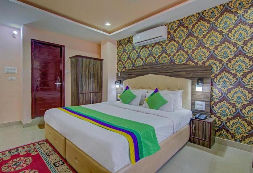 Номер Deluxe, Treebo Roshan House With Valley View