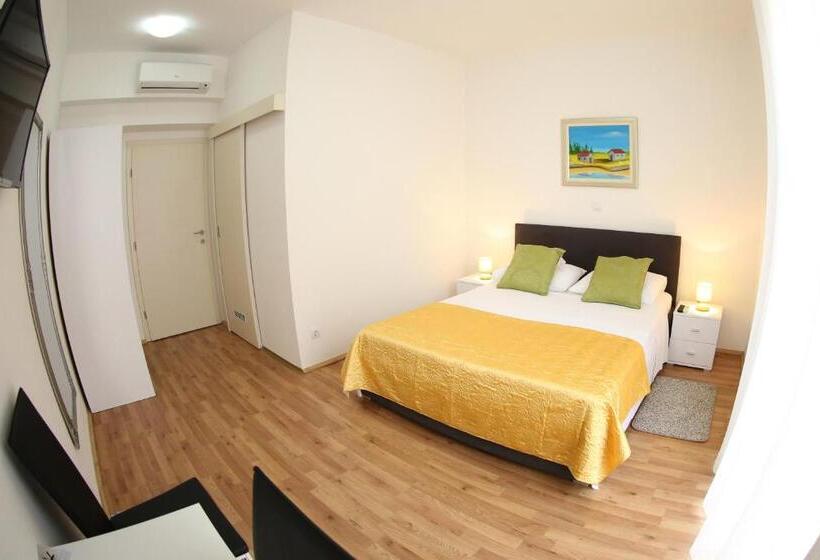 Cameră Standard cu Balcon, 48 Rooms Split