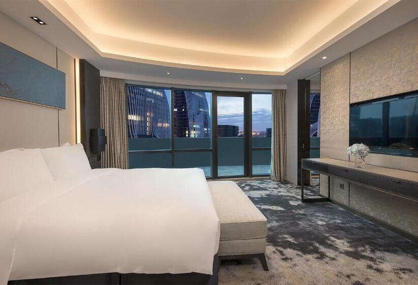 سوئیت با تخت بزرگ, Holiday Inn   Nanjing South Station, An Ihg
