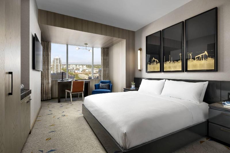 キングサイズベッドのスタンダードルーム, Jw Marriott Edmonton Ice District