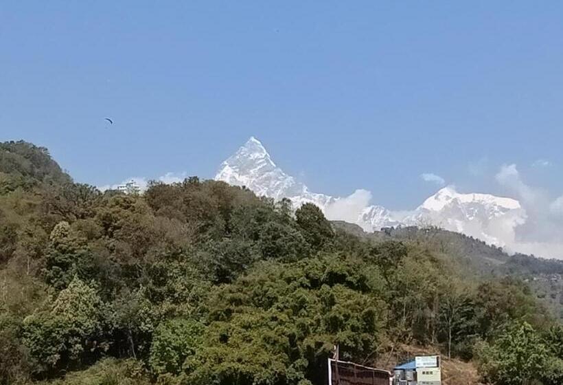 スタンダードシングルルーム, Nana Pokhara