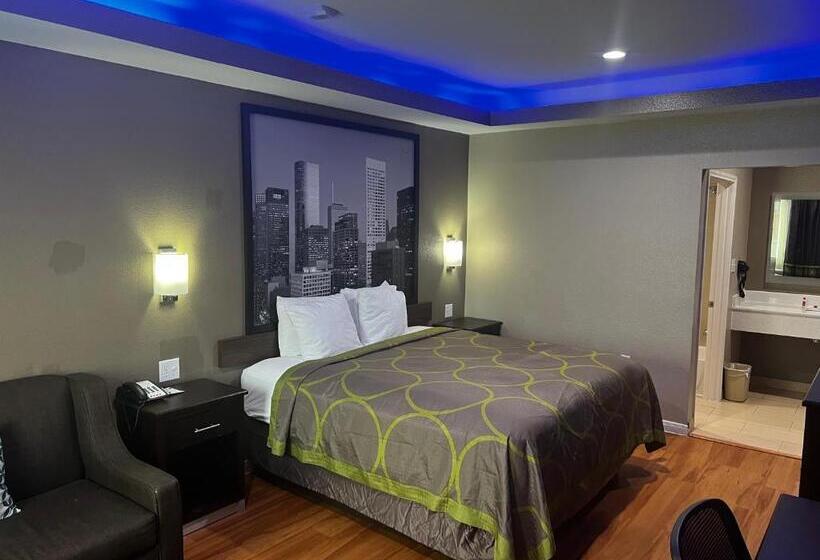 Номер Стандарт Кровать Кинг Адаптированный для Инвалидов, Super 8 By Wyndham Houston Northwest Cypress