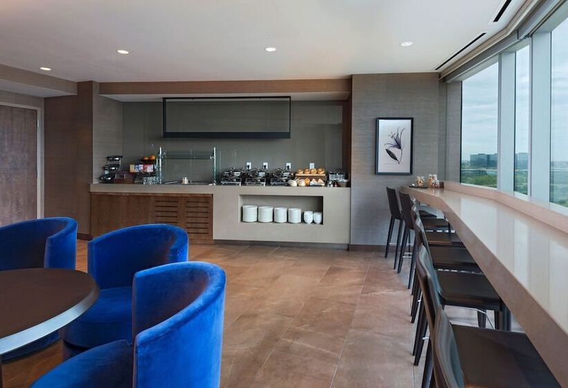 Президентский Люкс, The Westin Irving Convention Center At Las Colinas