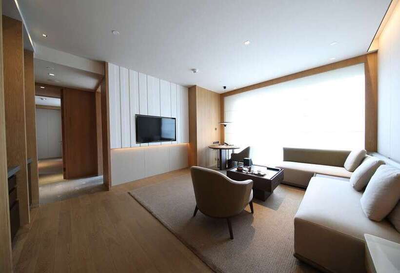 Люкс 2 Спальни, Joyze Hotel Xiamen, Curio Collection By Hilton