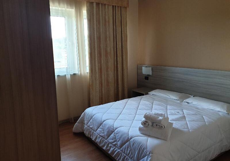 سوییت لوکس, Risthotel Airport
