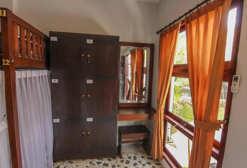 تختخواب در اتاق مشترک, Uma Mani Villa Bali