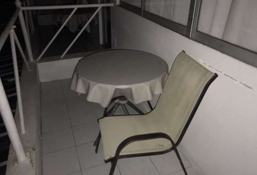 Номер Стандард Боковой Вид на Море с Балконом, Seaview