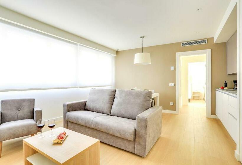 Апартаменты 1 Спальня, Sercotel Logroño Suites