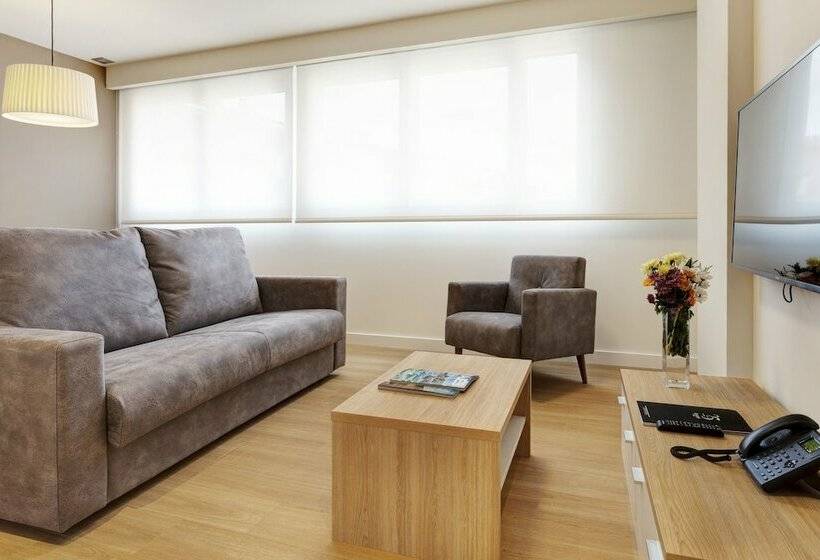 Апартаменты 1 Спальня, Sercotel Logroño Suites