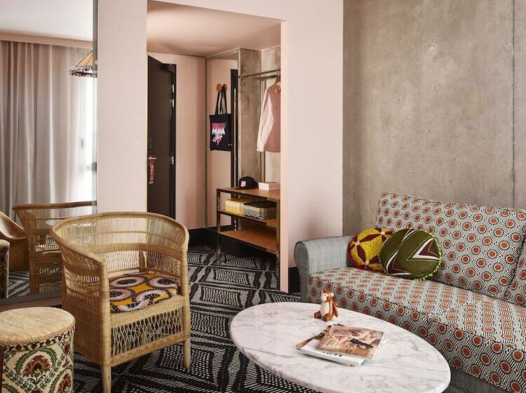 Chambre Familiale, Mama Shelter Paris West
