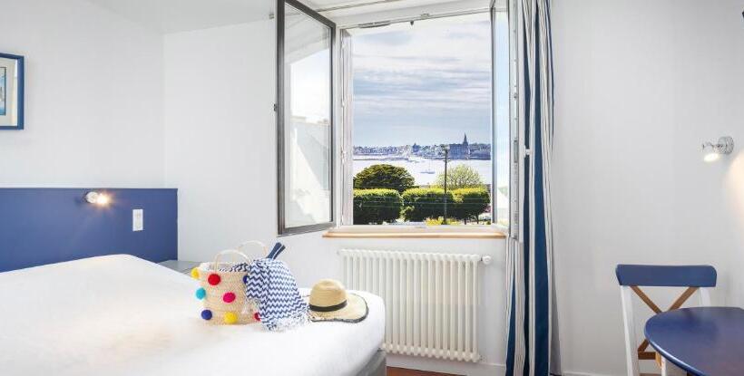 Номер Deluxe Вид на Море, Hôtel Spa De La Citadelle Lorient