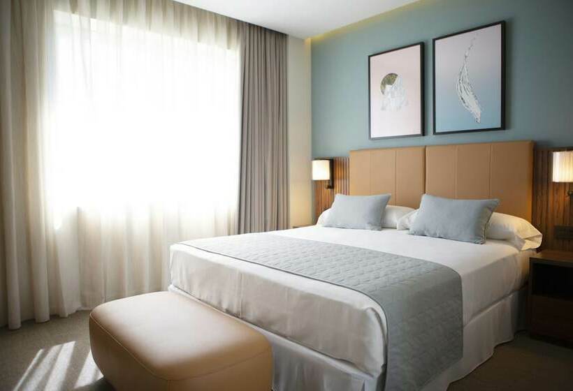 اتاق لوکس با تخت بزرگ, Riu Plaza España