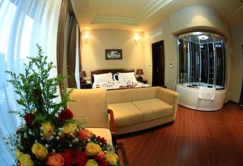 سوییت اجرایی, Magnolia Hotel & Conference Center