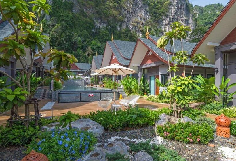 디럭스 룸, The Scene Cliff View Villas