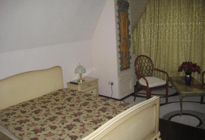 اتاق استاندارد, Columba Livia Guesthouse