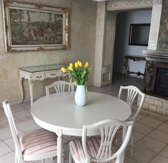 آپارتمان لوکس 1 خوابه, Columba Livia Guesthouse