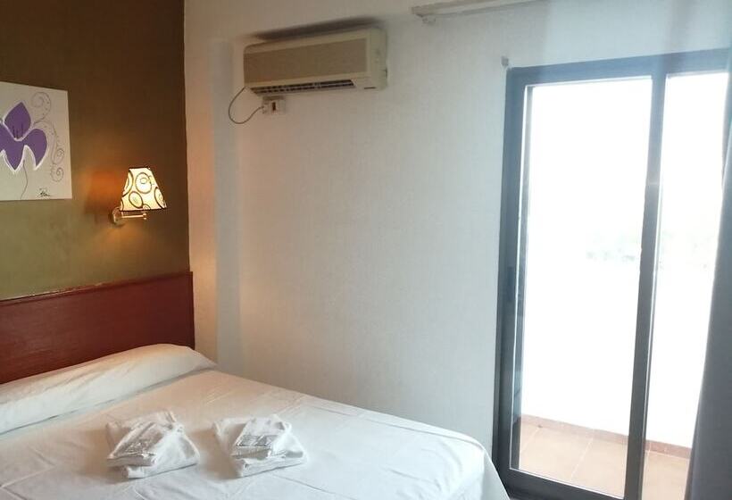 标准单人间, Hostal Jaime I