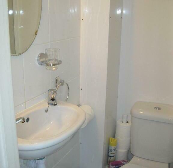 带海景的标准单人间, Channel View Guest House