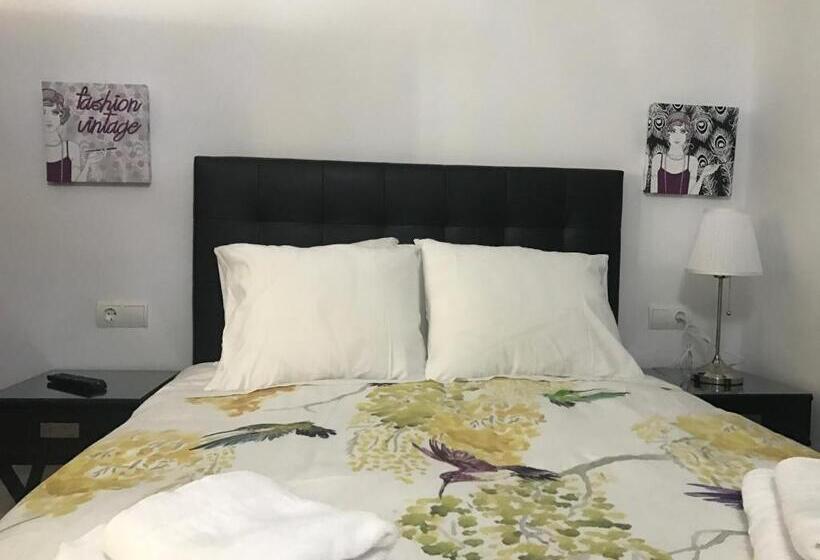 Apartamento 2 Dormitórios, Hostal Sabana