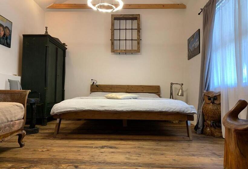 اتاق لوکس سه تخته, Pension Sebastian