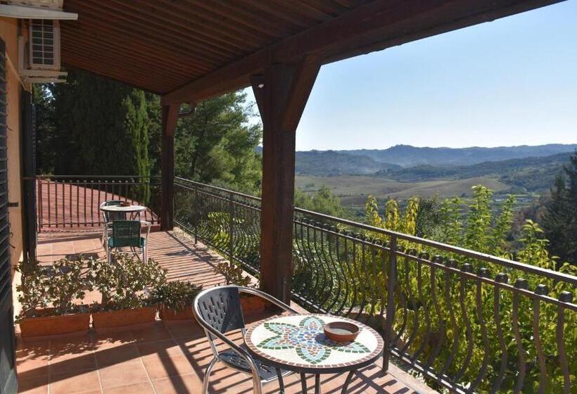 Номер Стандарт с Балконом, Azienda Agrituristica Biologica Il Querceto