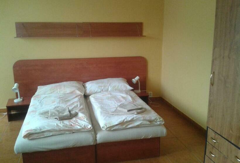 Standardrum, Garni Hotel Sonata